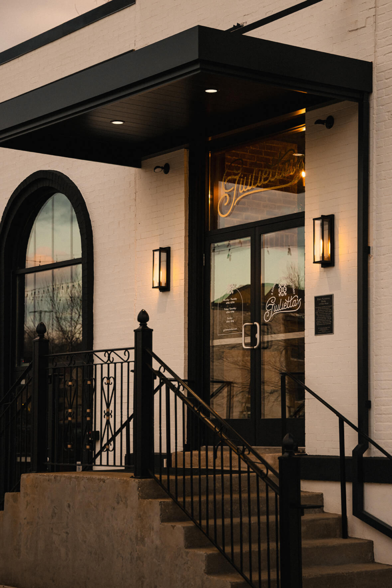 Giuliettas-Italian-Steakhouse-Lawrenceburg-Stronghold-Restaurant-Group
